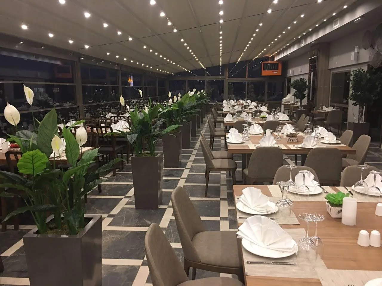 Hilton Otel — fotoğraf 7